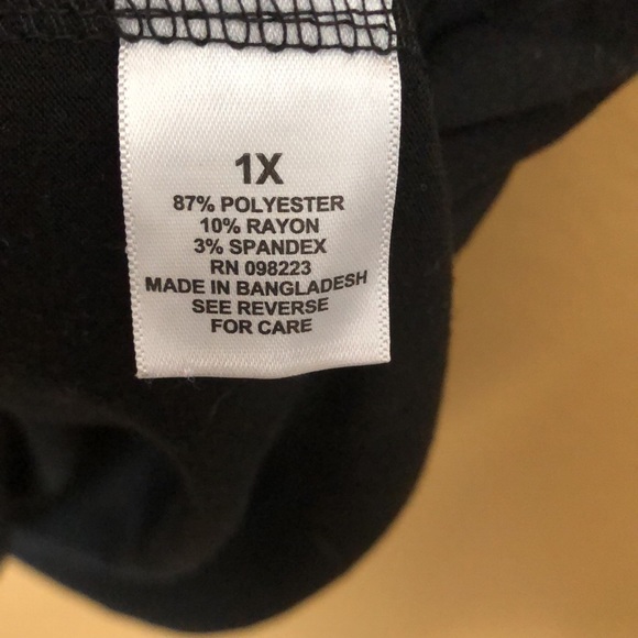 Plus Size Sleeveless Athletic Shirt - Picture 5 of 5